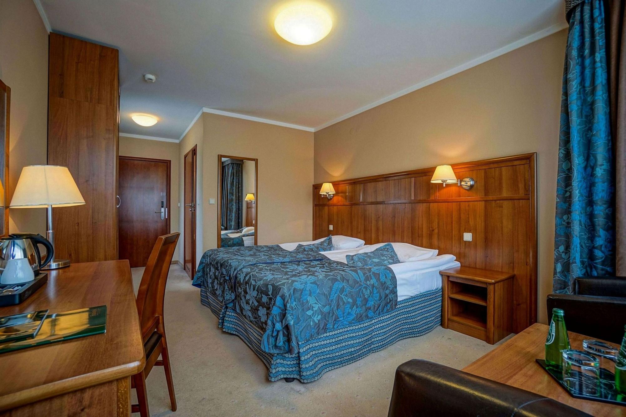 Farmona Hotel Business & Spa كراكوفيا المظهر الخارجي الصورة